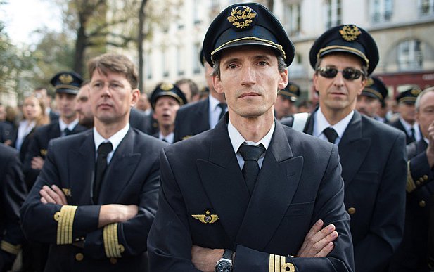 Air France makes new cost-cut proposals to pilots