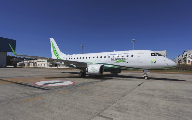 Boeing, Embraer Unveil Newest ecoDemonstrator Aircraft