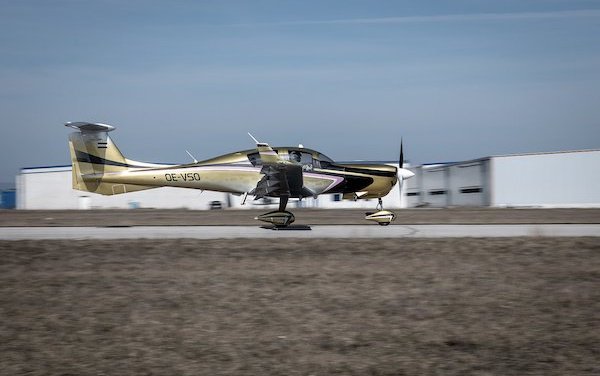 Changes and new engine of Diamond Aircraft DA50 program 