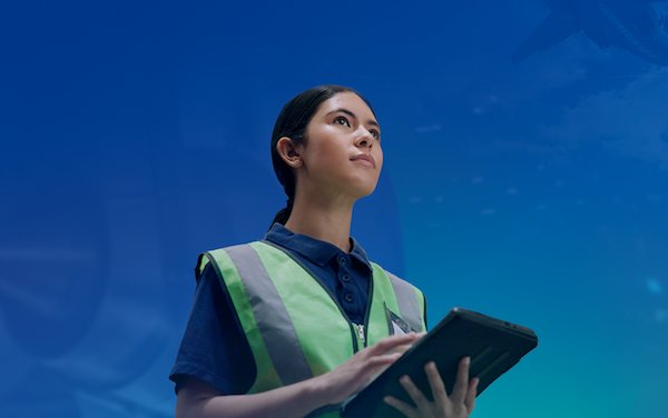 Final weeks to apply for Embraer's Master's in Aeronautical Engineering